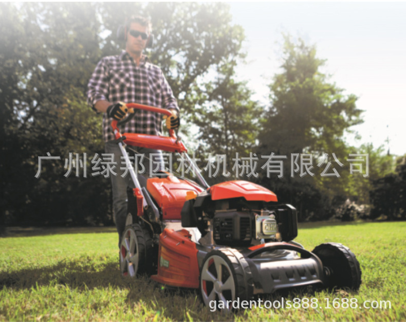 意大利欧玛割草机自走式手推草坪机除杂草神器小型庭院家用修剪机