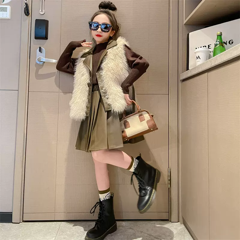 女童皮草马甲三件套秋冬款西装领马甲+毛衣+百褶裙时髦洋气三件套