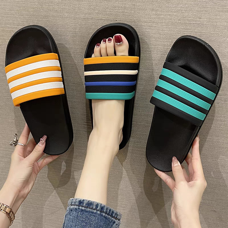 샌들과 슬리퍼 여성 실내 슬리퍼 스트라이프 홈 슬리퍼 여성 미끄럼 방지 두꺼운 바닥 여름 야외 샌들과 슬리퍼 도매