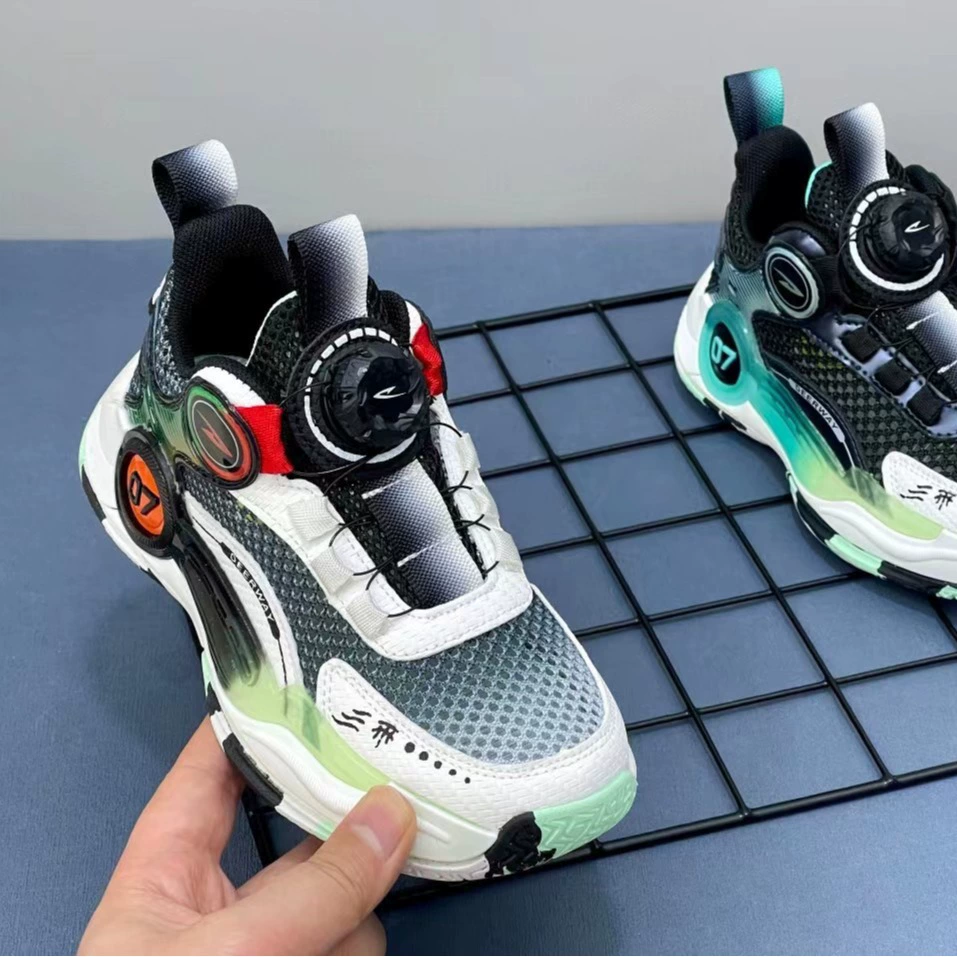 夏夏Summer basketball shoes for boys?