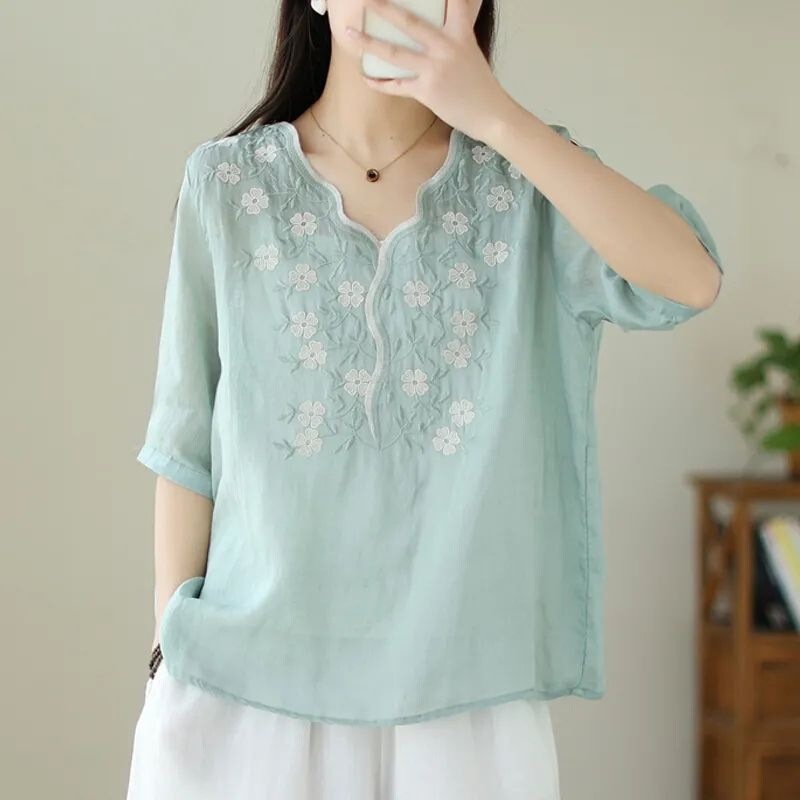 90S Style Large Size Women's Cotton and Linen Youthful Embroidered Mori-Style 300 Thin Collared Shirt Trendy Short-Sleeve Shirt Stylish Artistic Loose Fit