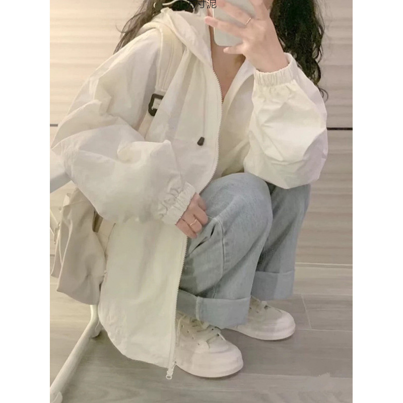 女性のための日焼け止め服 2025 新しい夏ルーズで多用途な抗 UV 薄い屋外フード付き日焼け止め服ジャケットトレンディ|undefined