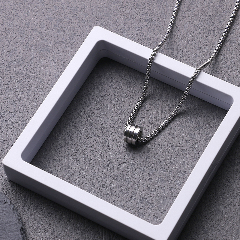 Titanium stalen, niet-verkleurende hiphop hanger ketting, modemerk, hoogwaardig minderheidsontwerp, beschermingsketting accessoires, heren lang_voghion.com