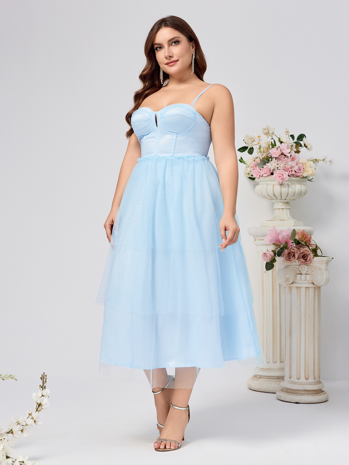 Comercio exterior europeo y americano de gran tamaño nuevo vestido de novia con tirantes Amazon vestido de dama de honor de boda de malla sexy con algodón en el pecho