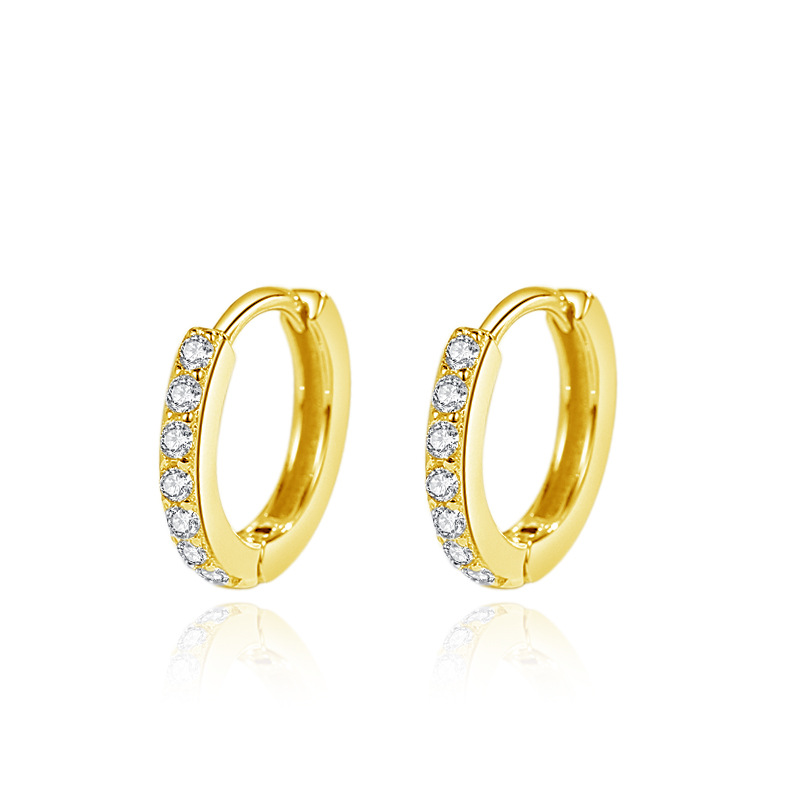 Pendientes de diamantes simples de plata de ley S925, diseño de nicho de alta gama, hermosos pendientes, colección de botones de oreja de estilo nuevo de verano