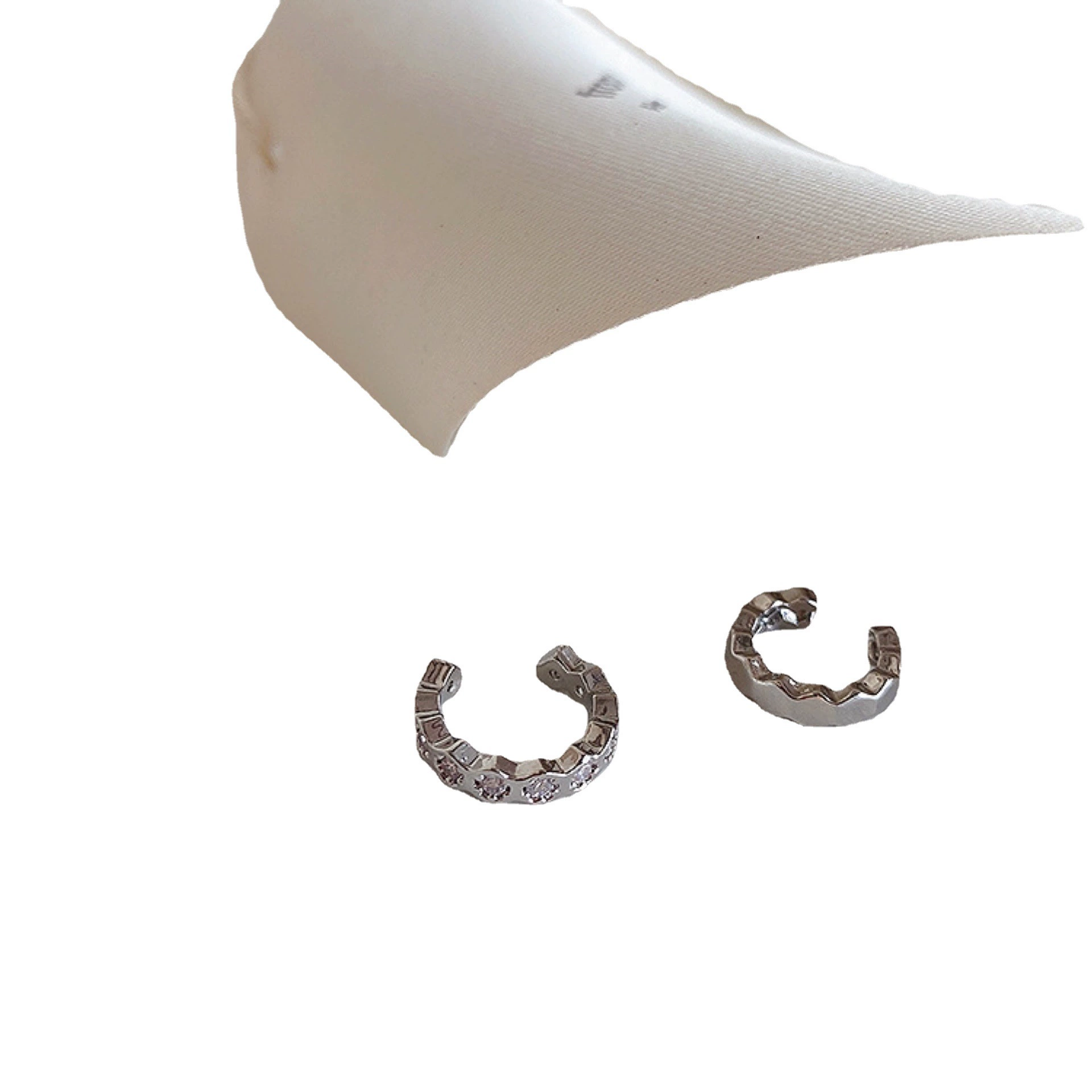Ретро бренд циановая zirconia, дизайн серьги-клипсы, коллекция 2023 года, французский стиль, простой и элегантный дизайн, без пирсинга ушей, тренд сезона