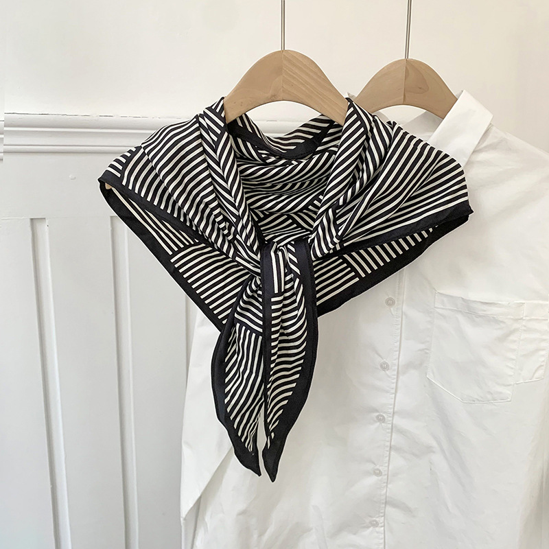 Bufanda triangular, babero, estilo fino de moda para mujer, cintura multifuncional, bufanda de seda decorativa, bufanda de línea de moda de alta gama, chal