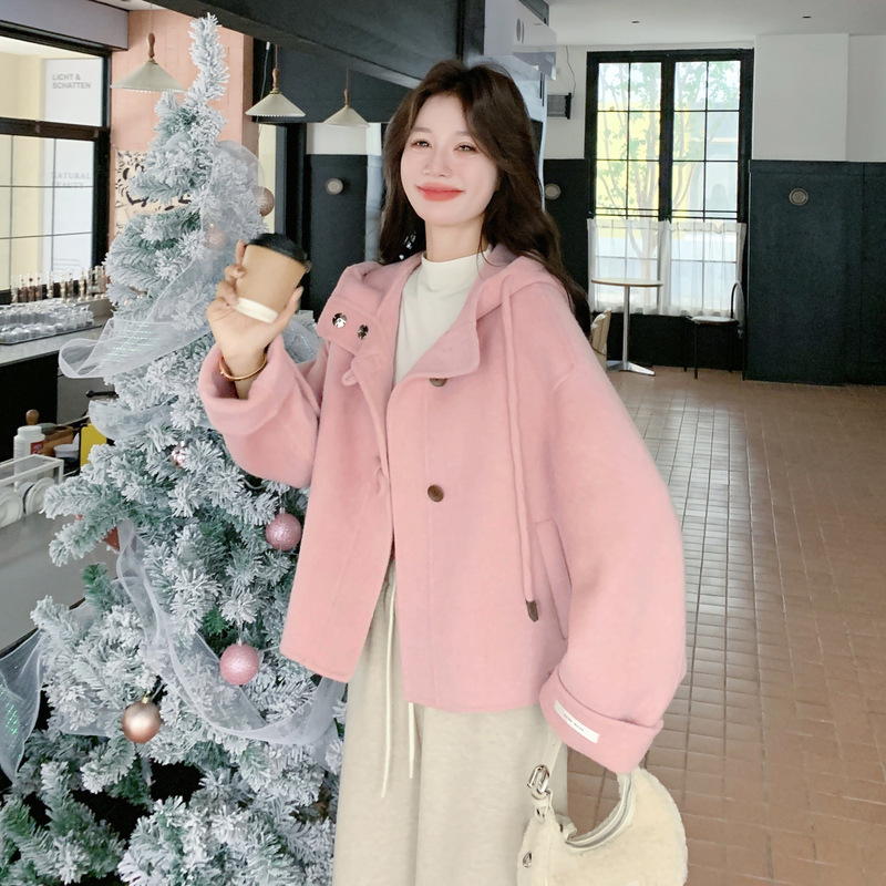 Real Shot of Pink Versatile Age-Reducing Hooded Wool Double-Sided Coat for Petite Figures, Short Style for Winter 2025 Real Shot of Pink Versatile Age-Reducing Hooded Wool Double-Sided Coat for Petite Figures, Short Style for Winter 2025
