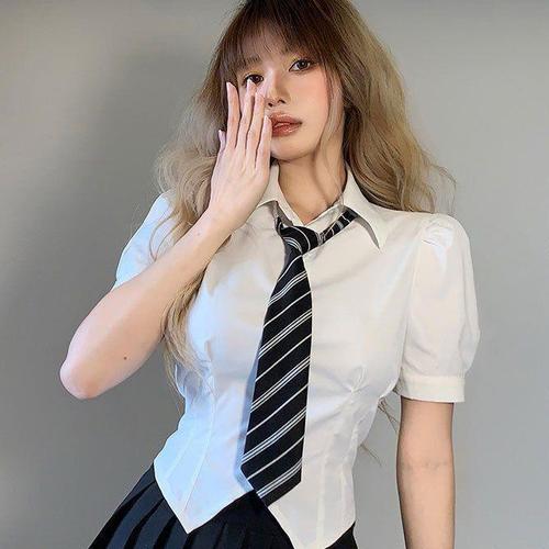 Black and White Striped No-Tie School Necktie for JK Students, College Style Shirt, School-Provided Tie Accessory with Bow Tie