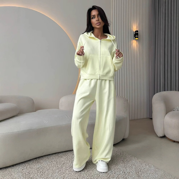 solid color sports suit