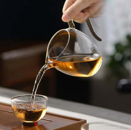 Glass fair cup Japanese tea sea cup thickened tea divider Taiwan color handle cup