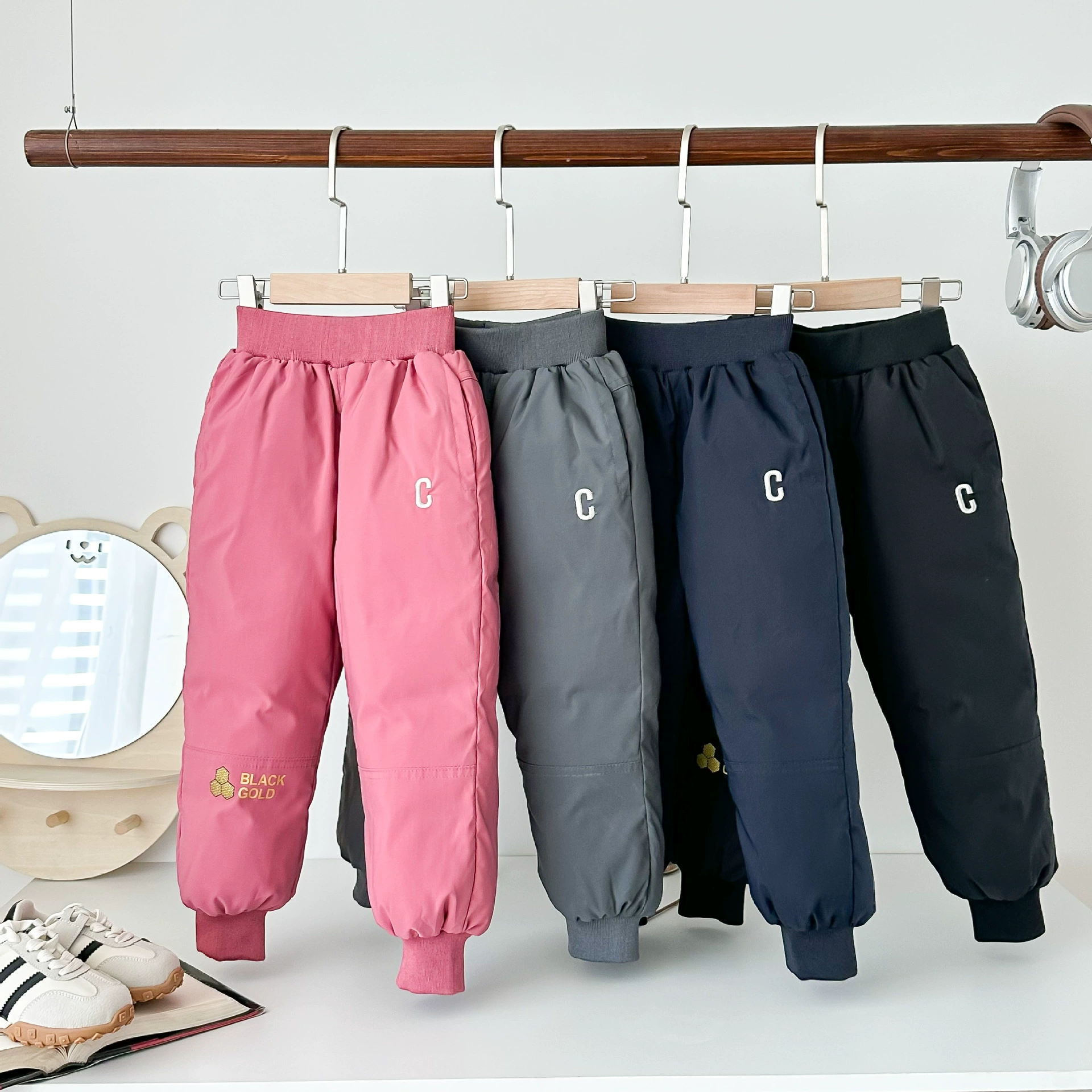 2024 новые детские пуховые брюки для мальчиков и девочек зимой водонепроницаемые толстые лыжные брюки черный золотой белый утка пух брюки