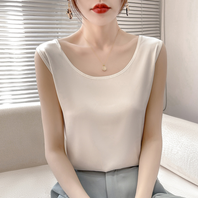 Cross-Border 2025 New Ice Silk Camisole Women's Inner Suit Bottoming Top Summer Round Neck Women's Large Size Wide