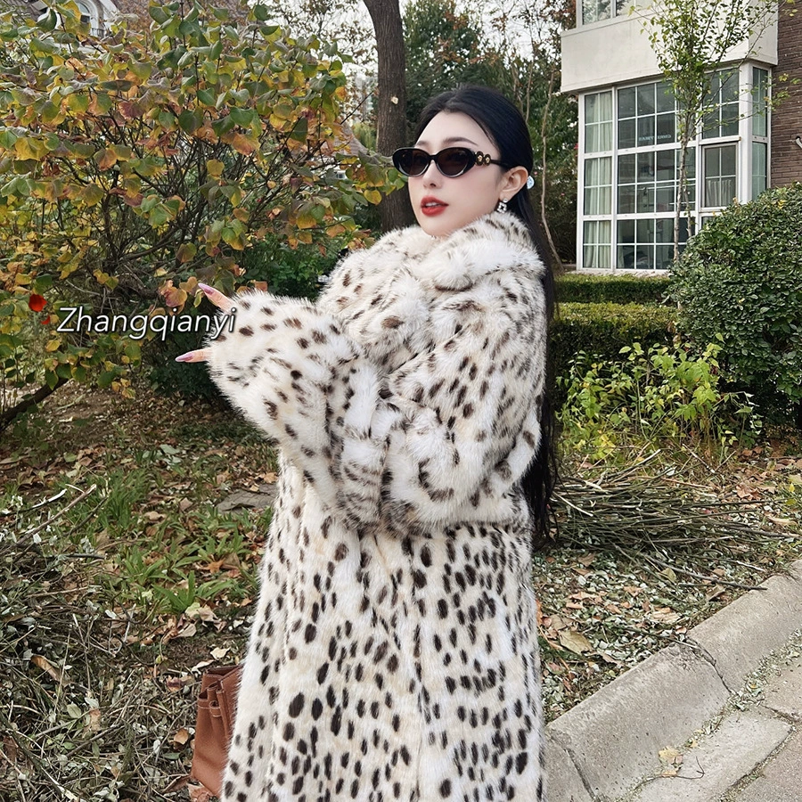Пальто (Bobcat) серия second-hand mink, воротник пиджачного типа, тёмно-коричневый мех, размеры L–6XL