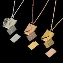 欧美跨境热卖信封打开情书刻字钛钢吊坠项链情侣节日创意设计礼物