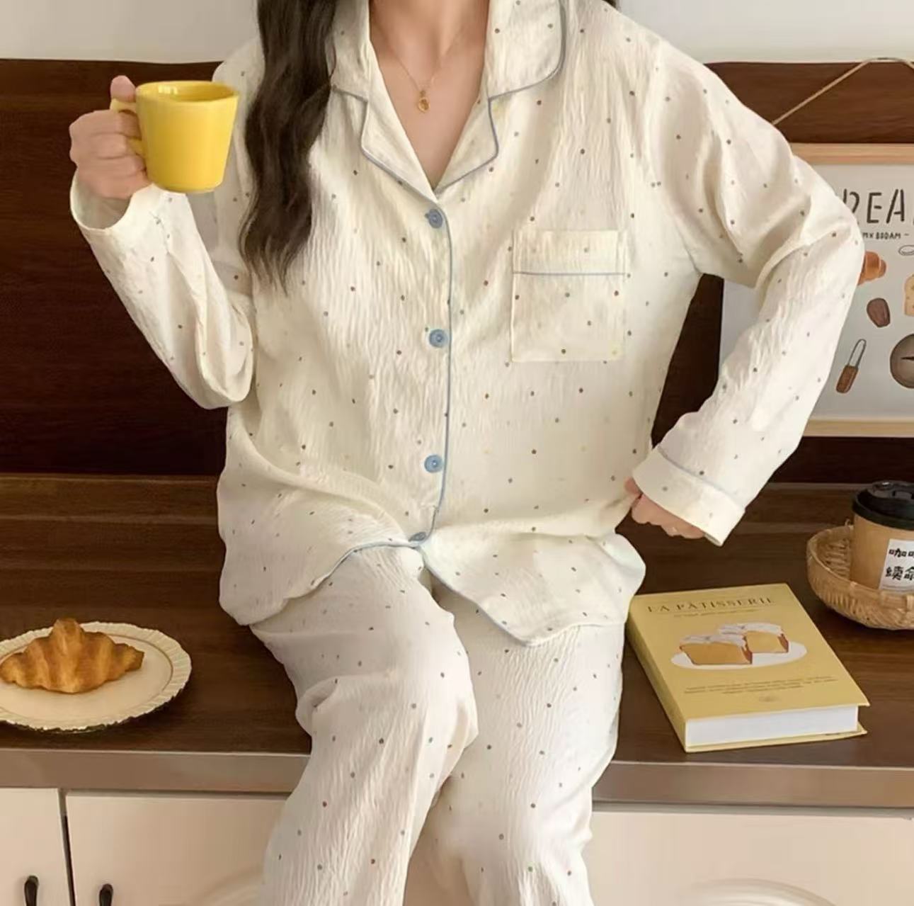 Venta al por mayor transfronteriza de algodón de nube pijamas de cachorro rizado simple japonés pantalones de manga larga de primavera y otoño para mujer