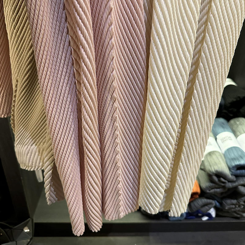 High-End Dragon Scale Pleated Casual Pants, Versatile Slimming Elastic Waist Tapered Pants for Women