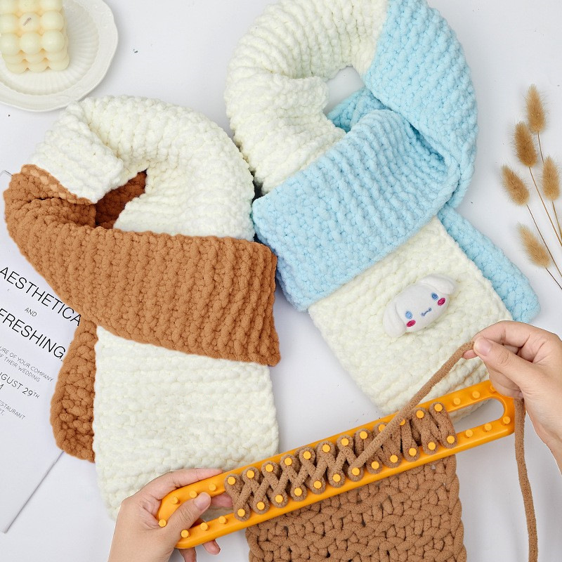 Winter Women's Knitted Scarf Kit: DIY Chunky Yarn Bundle for Handmade Gifts—Perfect for Boyfriends and Friends