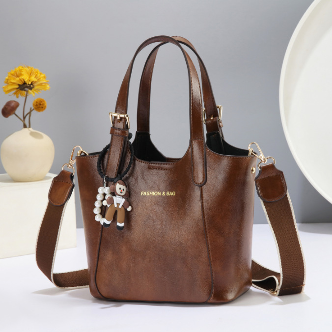 2025 señoras temperamento todo fósforo nuevo bolso de mensajero bolso de estilo coreano bolso de hombro exquisito bolso de mujer mujer de moda