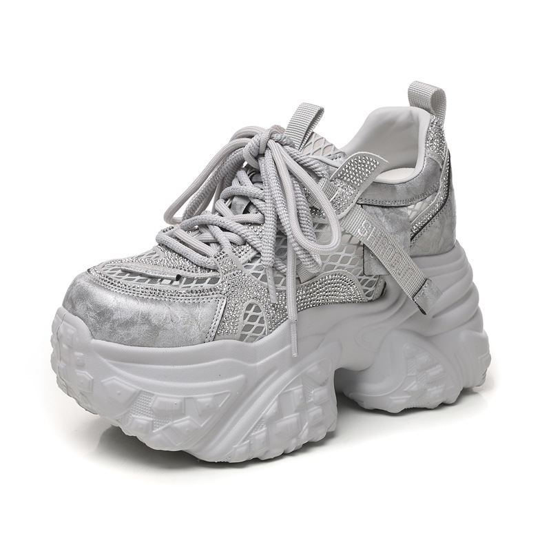 Giày sneaker nữ đế dày tăng chiều cao lưới thoáng khí phong cách daddy — màu trắng