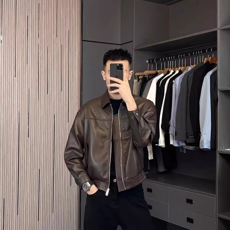 Light Mature Style Leather Jacket for Men, New Autumn and Winter Model, Lapel Motorcycle Jacket, Cool and Stylish Outerwear, High-Quality Soft Leather Clothing, Trendy Brand Light Mature Style Leather Jacket for Men, New Autumn and Winter Model, Lapel Motorcycle Jacket, Cool and Stylish Outerwear, High-Quality Soft Leather Clothing, Trendy Brand