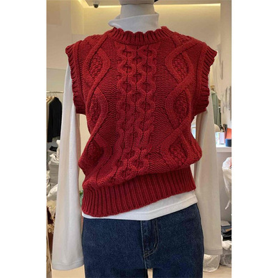 the republic of korea Dongdaemun Vest 2022 Autumn new pattern Easy literature By age Twist knitting vest waistcoat Outside the ride