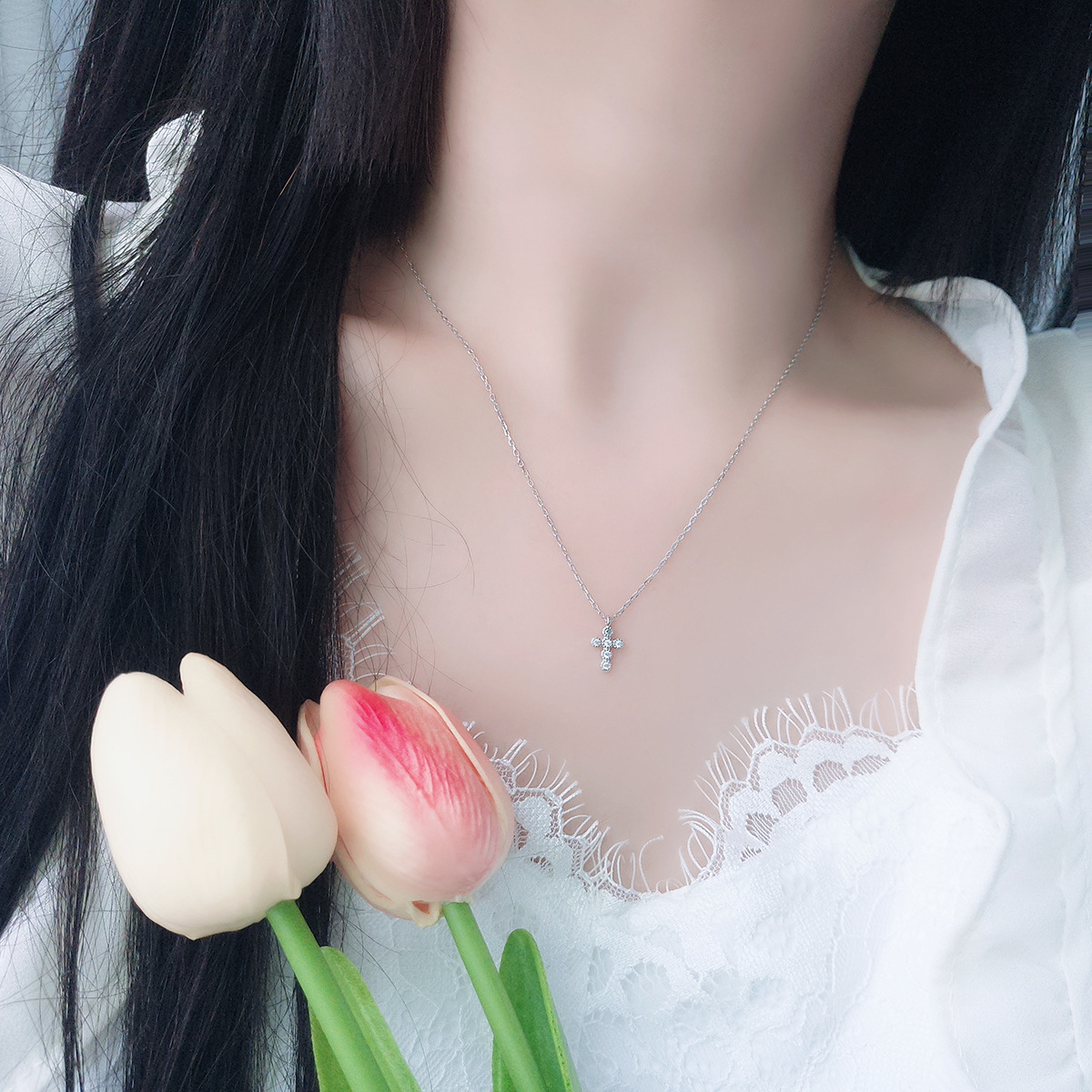 4g Weight 925 Sterling Silver Pendant Material Pendant Necklace Classification 925 sterling silver Chain Material Daily Occasion 925 Sterling Silver Material Cross Pattern Women's Gender Diamond Design Elegant, Simple Style Style 925 Sterling Silver Cross 925 Sterling Silver Pendant Necklace 4