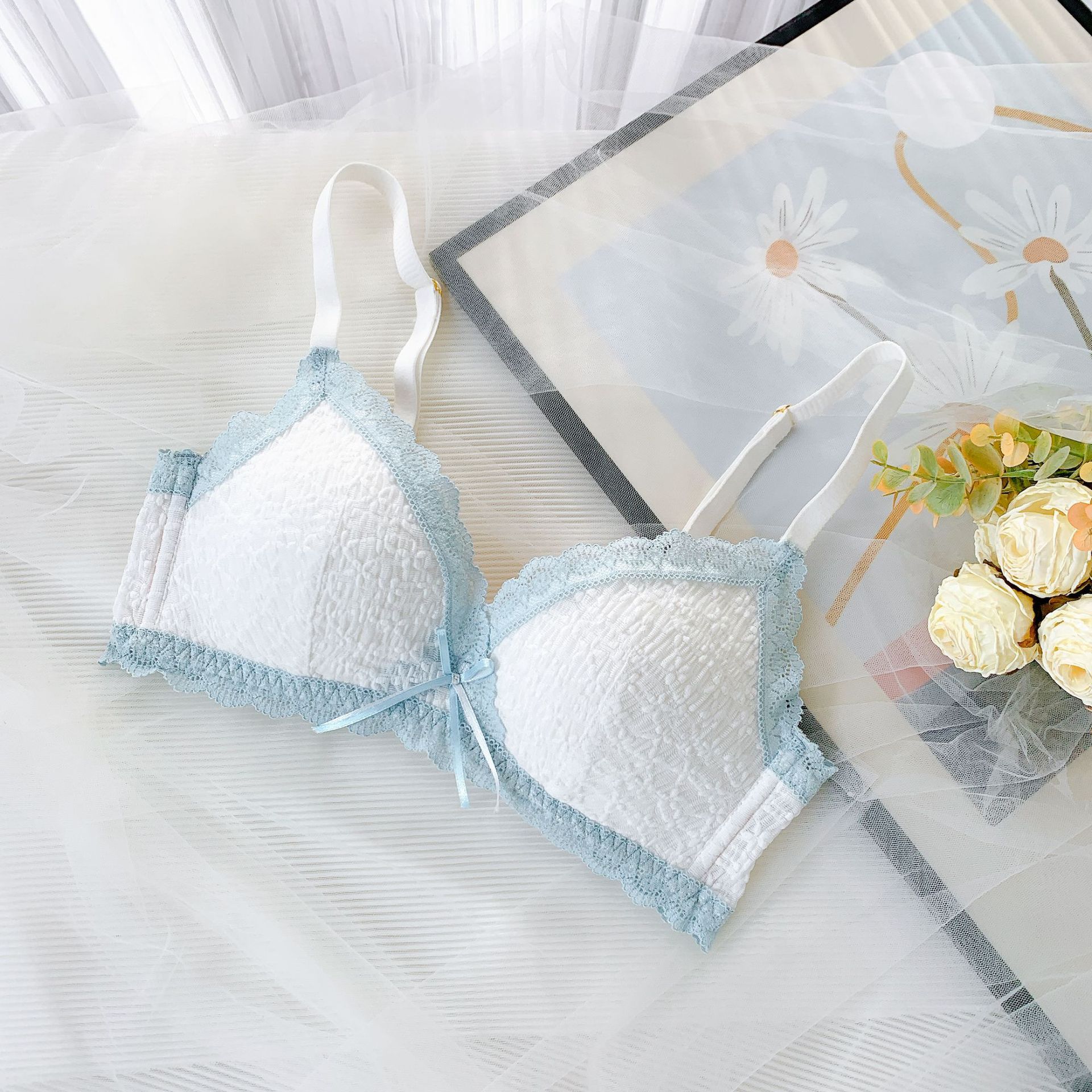 화이트 싱글 피스