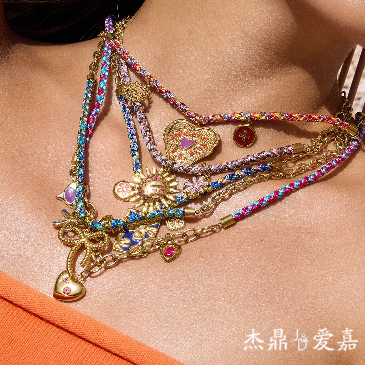 Jie Ding Collar de amor de aceite de goteo de acero inoxidable europeo y americano, lujo ligero, cadena de clavícula de alta calidad, joyería de acero de titanio que no se desvanece, transfronterizo