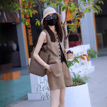 深圳南油2024夏季新款美式时尚复古亚麻无袖马甲上衣短裤两件套女