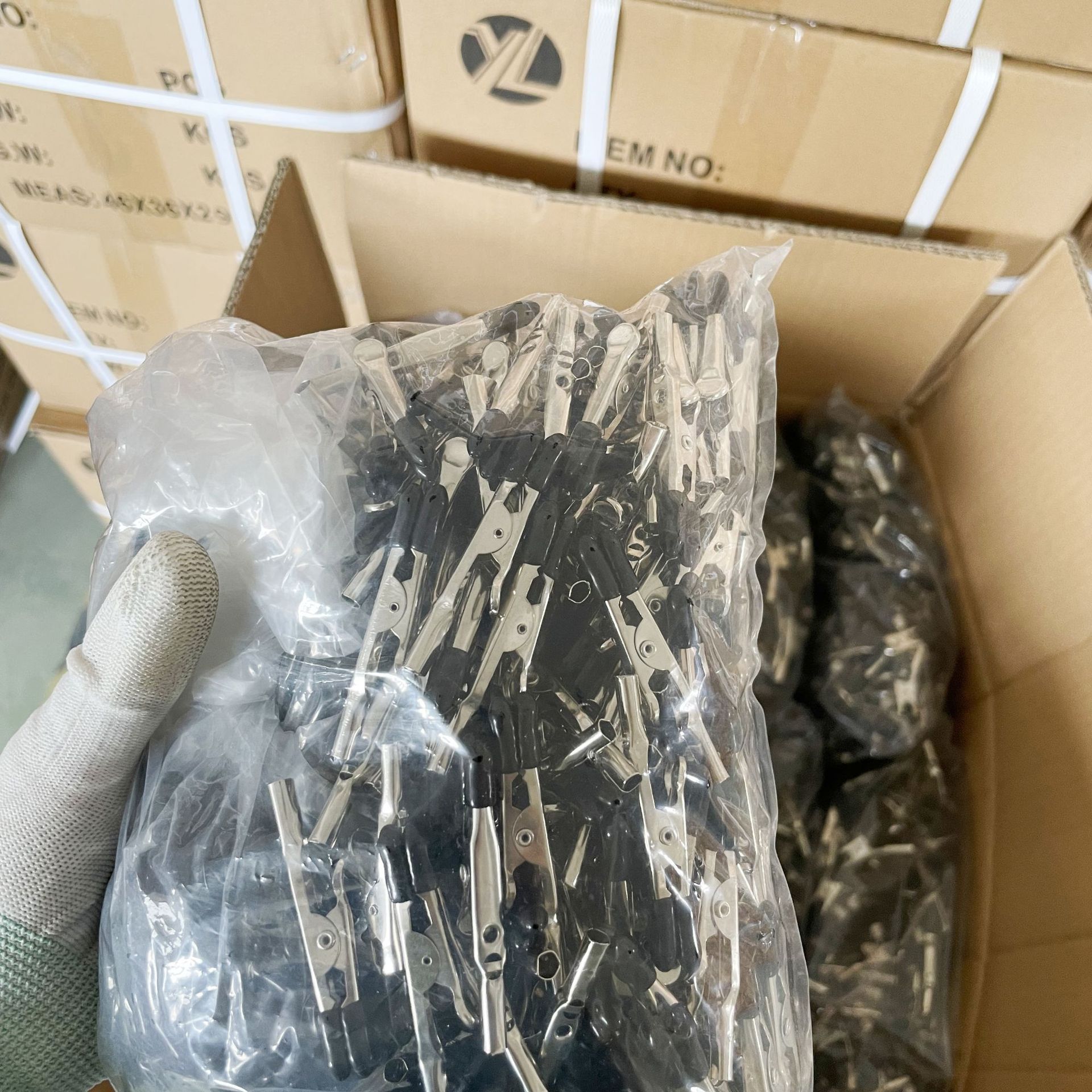 [优惠 情趣夹 乳夹 鳄鱼夹 工艺品 成人另类玩具 五金制品 铃铛] 3