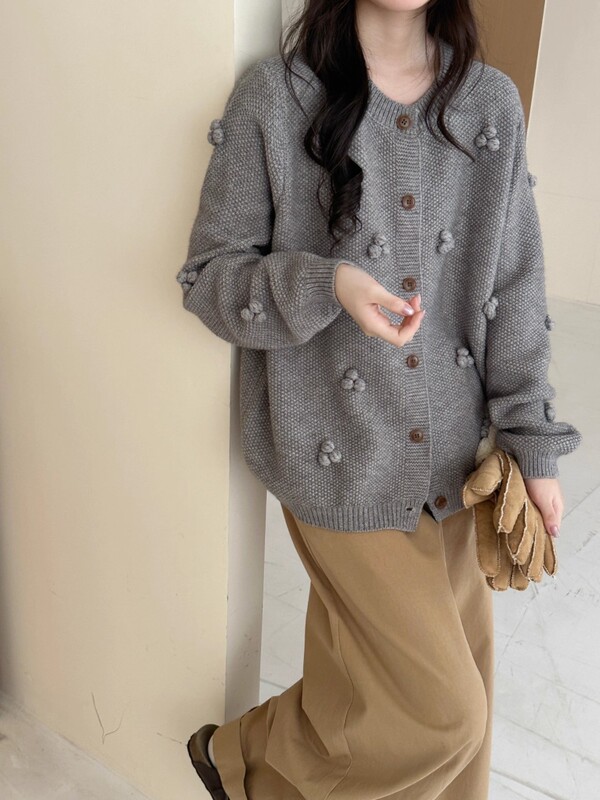 设计感立体球球圆领纯色毛衣外套女秋冬新款宽松百搭针织开衫上衣|undefined
