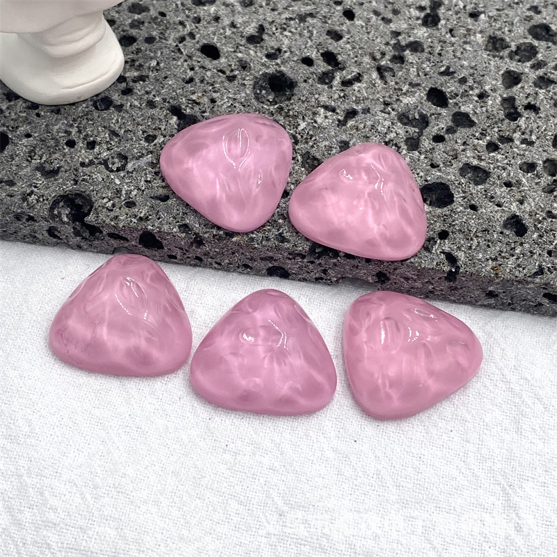 Nuevo japonés transparente agua ondple triángulo resina parche DIY hecho a mano teléfono móvil Shell pendientes horquilla material Accesorios