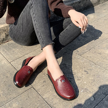 跨境2025年新款妈妈鞋聚氨脂底舒适不累脚时尚百搭女软皮鞋平底鞋