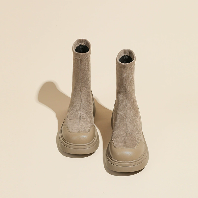 Короткие замшевые сапоги с шелковистой текстурой, Женские Новые короткие эластичные сапоги в британском стиле ретро с круглым носком, 2023 года, женские тонкие сапоги