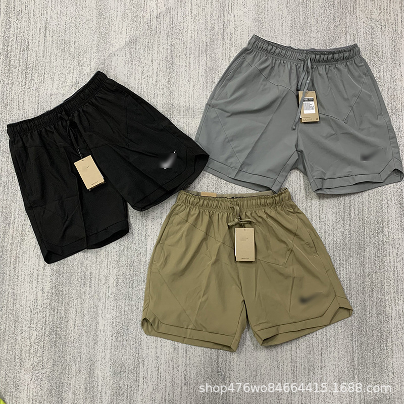 Summer Thin Ice Silk Quick-Drying Shorts Men's Loose Casual Woven Running Sports Shorts Manufacturer One Piece Wholesale Summer Thin Ice Silk Quick-Drying Shorts Men's Loose Casual Woven Running Sports Shorts Manufacturer One Piece Wholesale