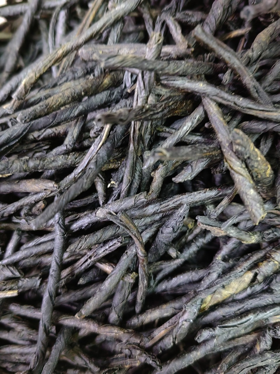 Ku Ding Tea (Ilex kudingcha) — Large & Small Leaf Bitter Herbal Tea, 500g key features