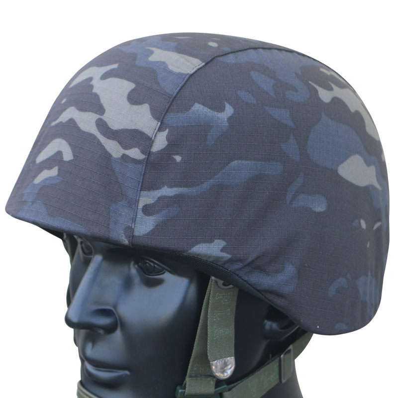 03 Kevlar casco nuevo camuflaje táctico cubierta de casco gancho elástico entrenamiento protector cubierta de casco de acero stock