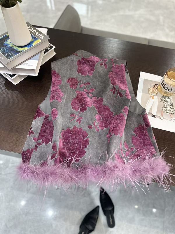 南油秋季新款国风章绒拼鸵鸟毛马甲复古新中式盘扣设计立领女马夹|undefined