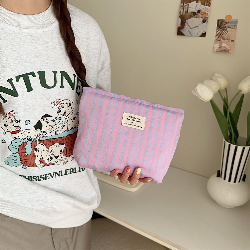 311024 Ins Canvas Striped Makeup Bag for Women, Portable Large Capacity Storage Bag with Inner Liner, Skincare and Toiletries Bag