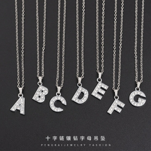 Ӣ����ĸ�朚W���Ʒ����Ů�������P���ĸ��������i�