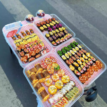 ���l���˲;��L�����u��P��ʳ�����u���uζ����չʾ�P�Ӱ�ɫ�бP