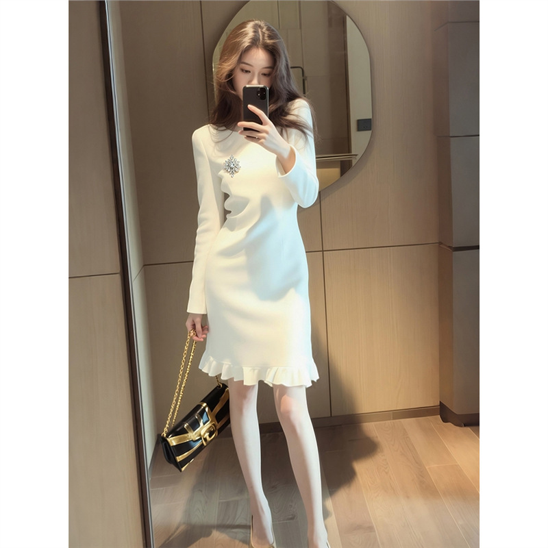 Shenzhen Nanyou's Skirt for Important Occasions 2025 Light and Sophisticated French High-End White Long-Sleeved Dress Autumn Shenzhen Nanyou's Skirt for Important Occasions 2025 Light and Sophisticated French High-End White Long-Sleeved Dress Autumn