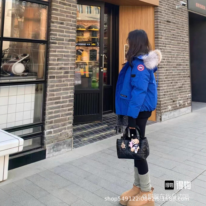 Canada Goose 01 down Jacket for Men and Women, Pilot Jacket Style Couple Warm Short Fur Collar Jacket White Duck down