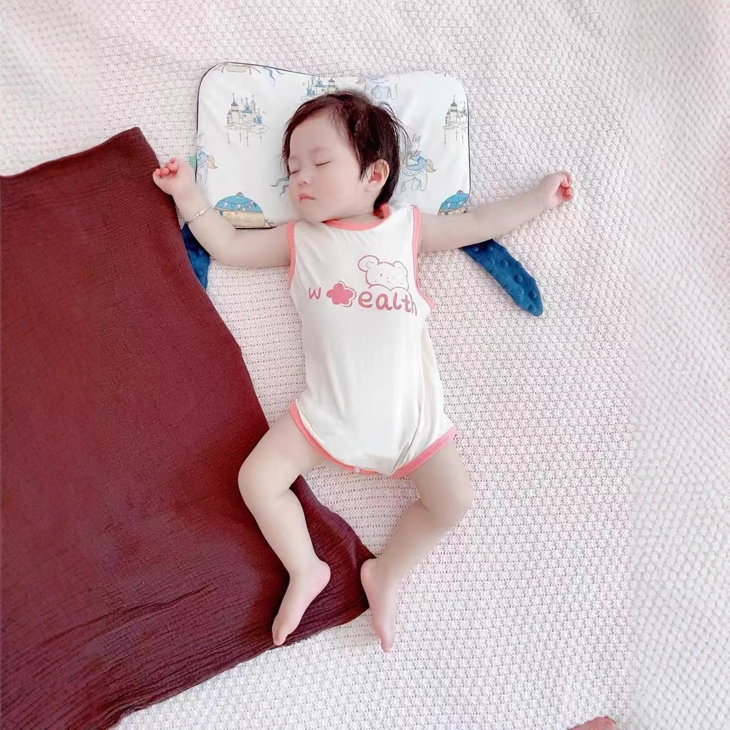 Korean version of baby's fart wrap summer vest jumpsuit ha-suit triangle newborn baby boy and girl baby climbing suit ha-suit