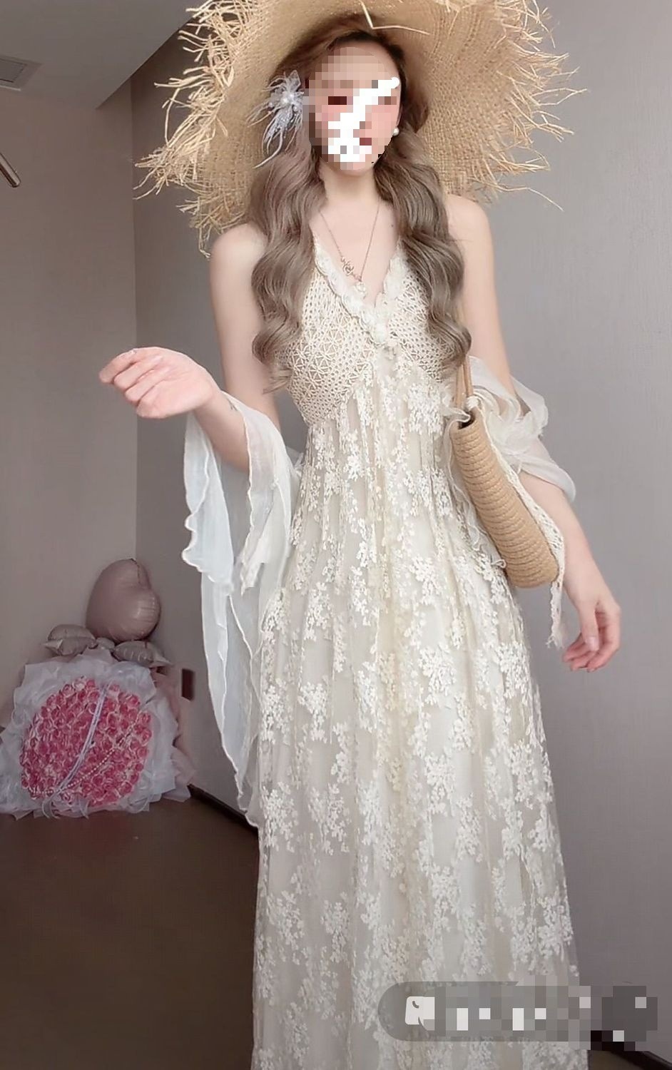 Váy maxi nữ thắt eo phong cách nghỉ dưỡng cổ yếm dây mảnh — Váy dài 122 chi tiết 2