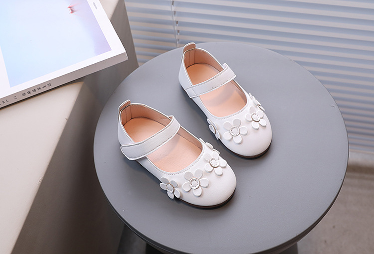 Women's Casual Solid Color Round Toe Flats display picture 9