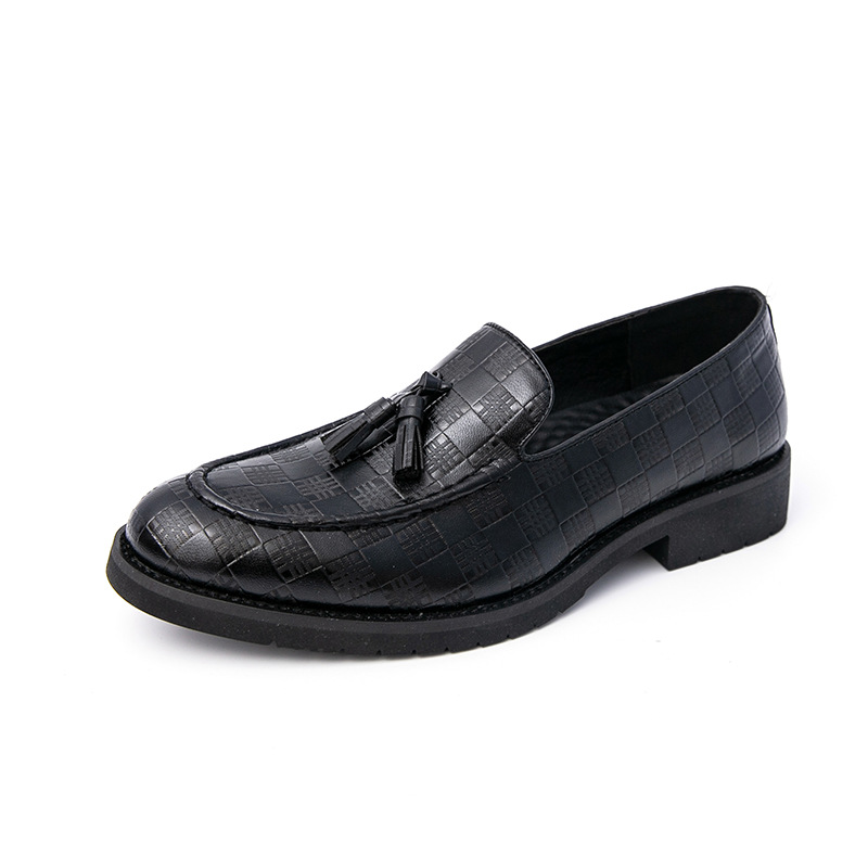 Zapatos de cuero pequeños con flecos transfronterizos para hombres Zapatos Lefu 2025 primavera y otoño nuevos zapatos de cuero de talla grande de estilo británico para hombres