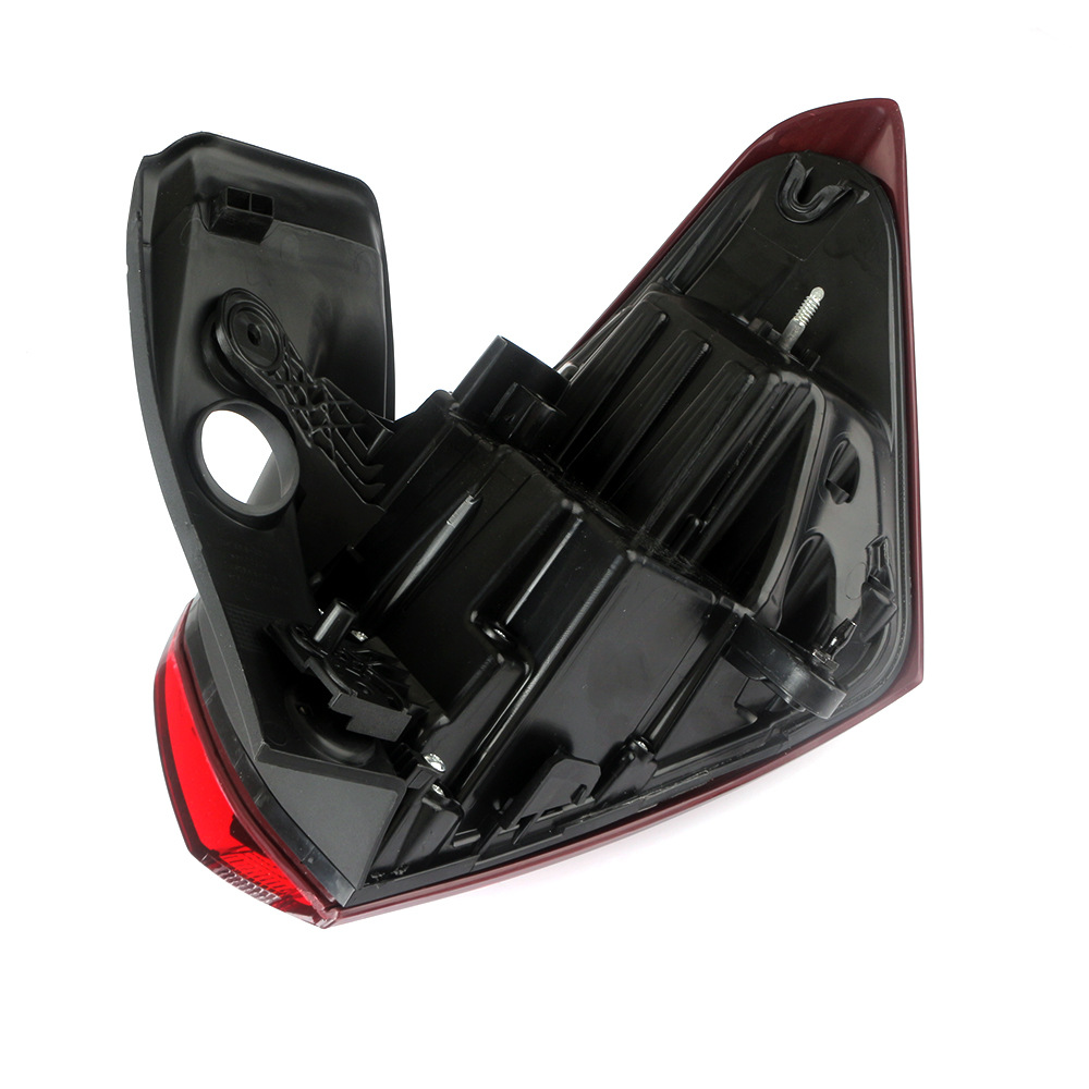 Suitable for Chevrolet Equinox 20-23 Models Rear Tail Light Semi-Assembly, Brake Light, Reverse Light, Turn Signal Light
