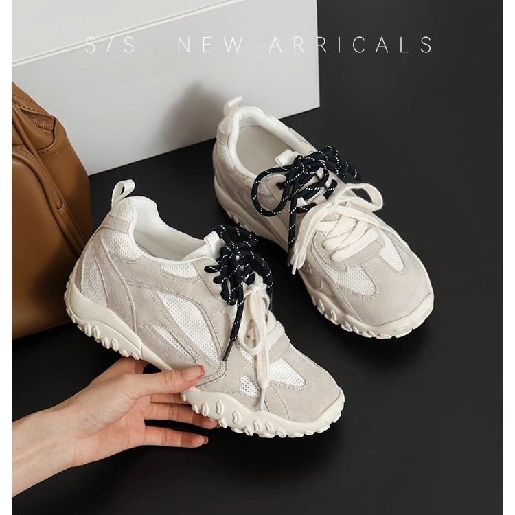 En 6cm, realce los pequeños zapatos Forrest Gump para mujer, primavera y verano, suela gruesa, deportes, ocio, malla, cuero transpirable, zapatos de entrenamiento alemán para mujer